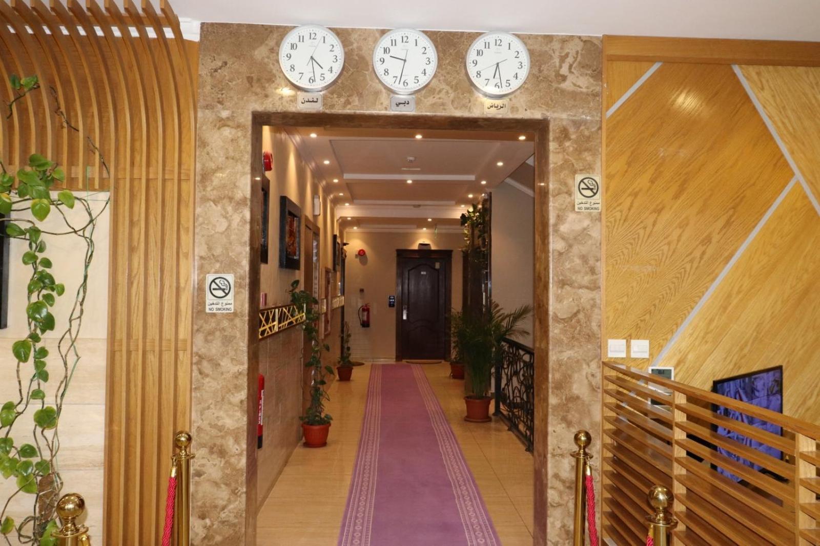 Al Bateel Furnished Apartments Рияд Екстериор снимка