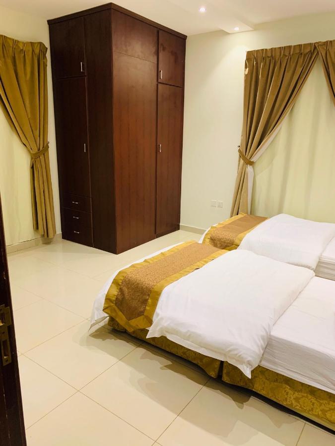 Al Bateel Furnished Apartments Рияд Екстериор снимка