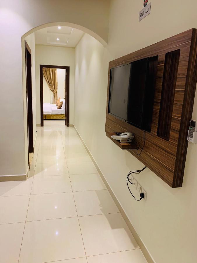 Al Bateel Furnished Apartments Рияд Екстериор снимка